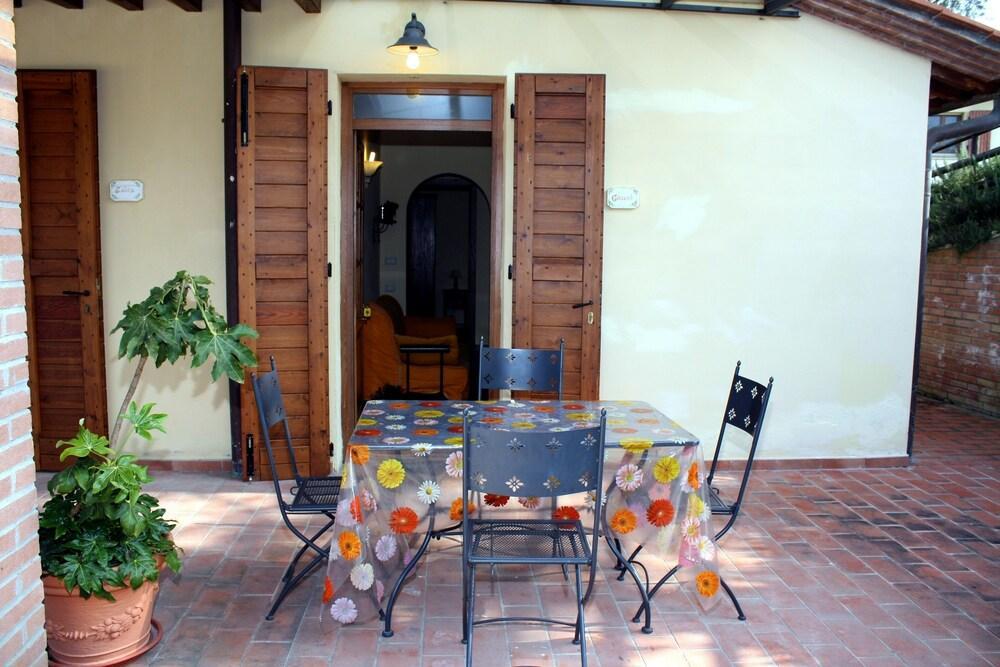 Agriturismo Le Docce كاستيلفيورينتينو المظهر الخارجي الصورة