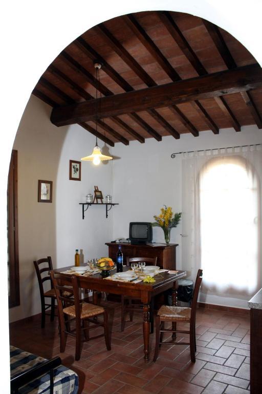Agriturismo Le Docce كاستيلفيورينتينو الغرفة الصورة